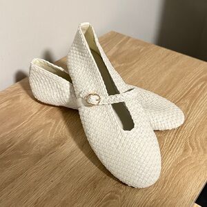 House of Harlow 1960 White Woven Loafers
